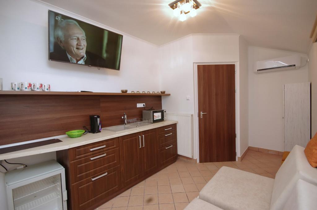 Regina Delux Apartman Gyula Exterior photo