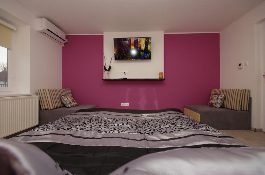 Regina Delux Apartman Gyula Exterior photo