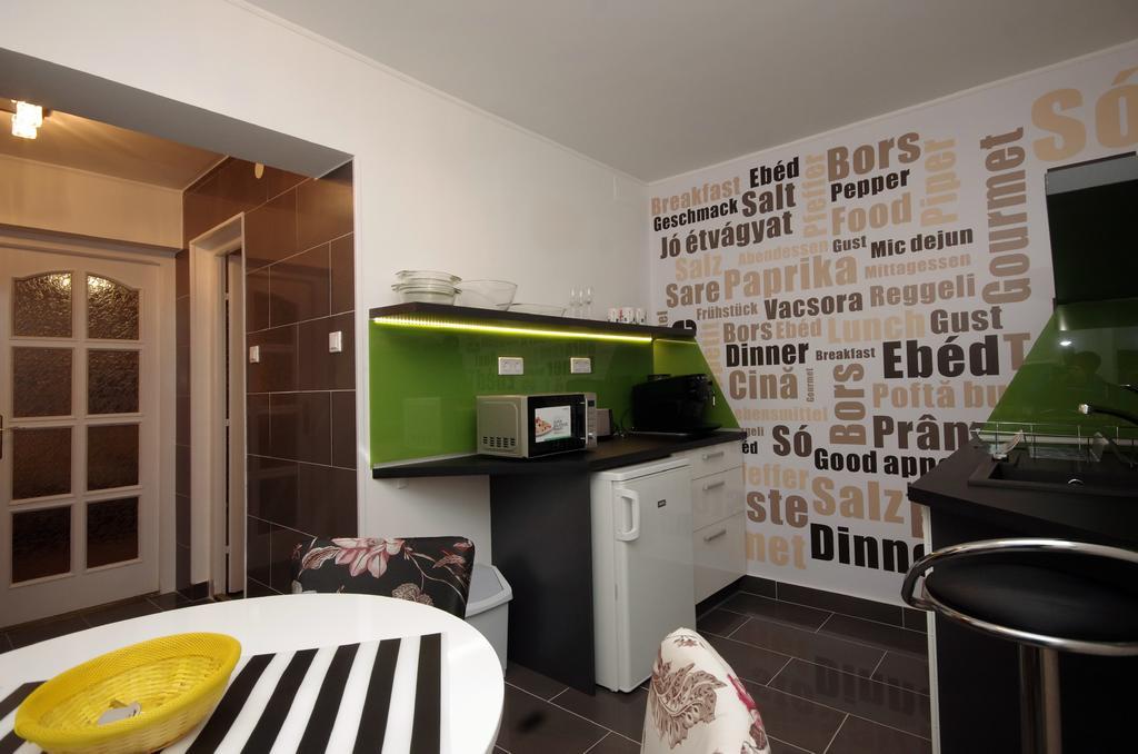 Regina Delux Apartman Gyula Exterior photo